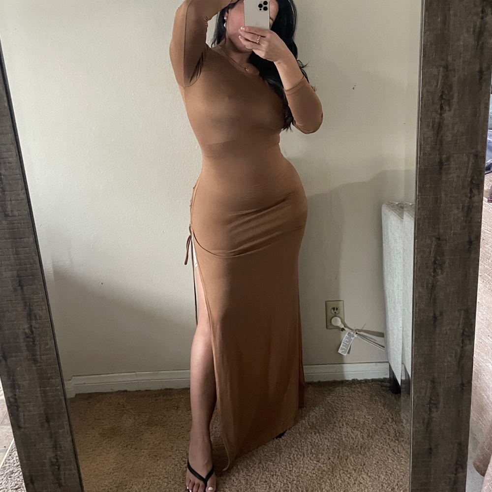 New Elegant maxi Tan Dress